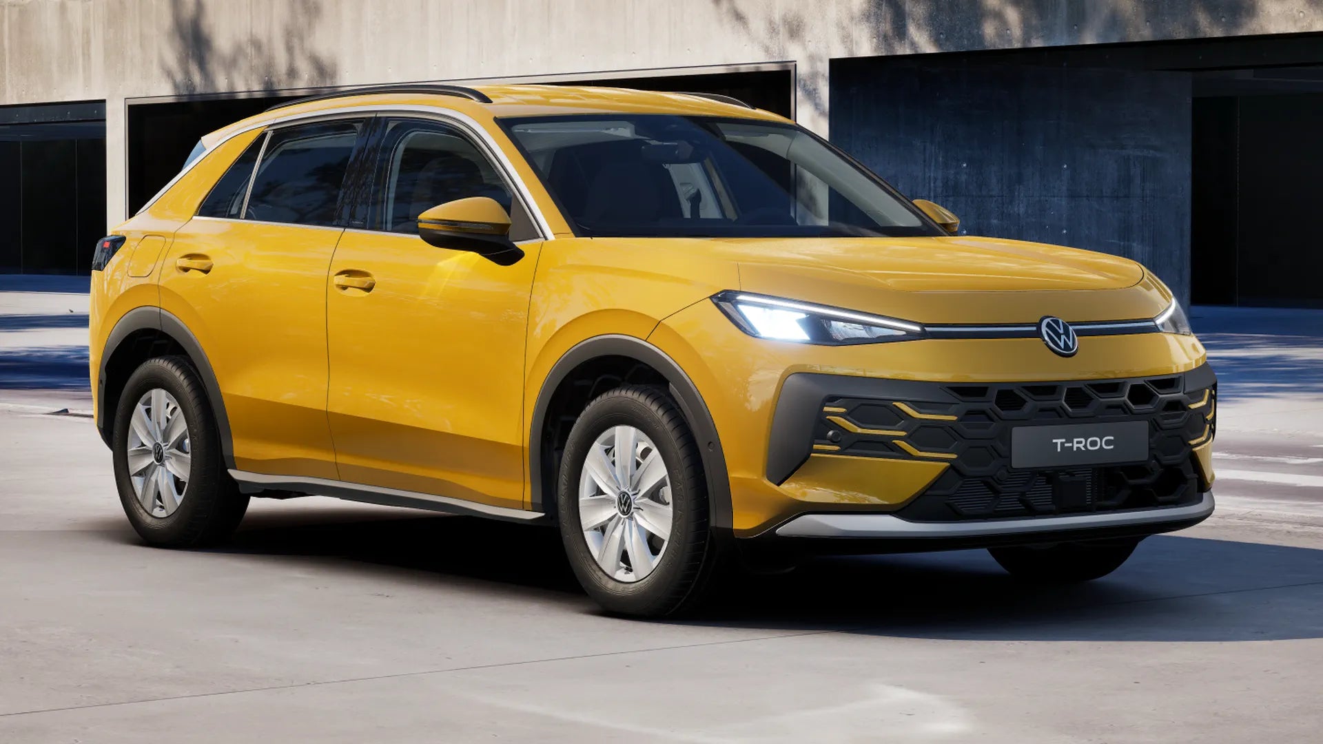 Noul T-Roc R-Line 1.5 eTSI DSG - Canary Yellow