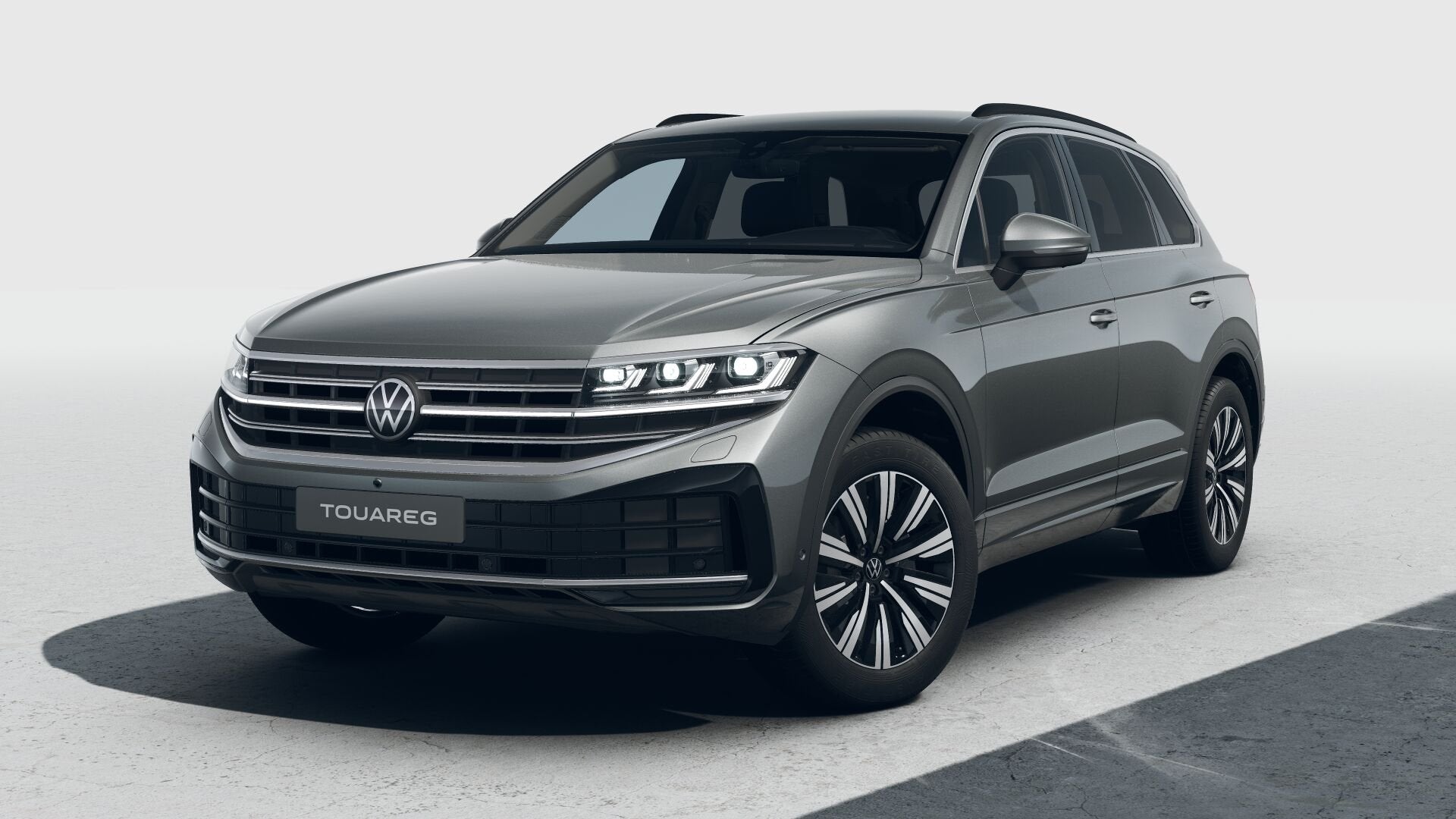 Touareg Elegance V6 TDI acum de la: 72.685 € (TVA inclus)